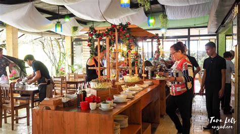 D’ Banquet Restaurant: Filipino Weekend Buffet in Tagaytay.